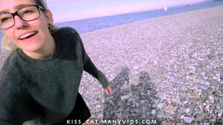 public agent 18 babe flashing tits with close up pussy in central park