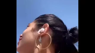 Big Dick Flash to She Likes on the Beach