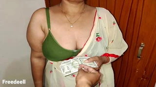 Rs&period;500 wali Indian Stepmom