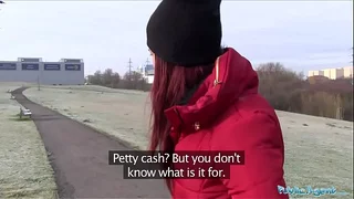 Public Agent Jessica Red gets cash for Sex Deal in a Car